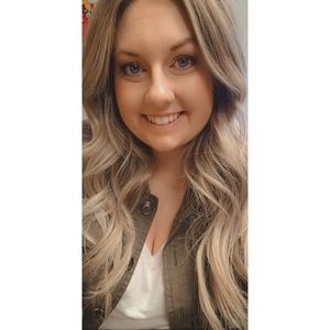 Meet your Posher, Whitney